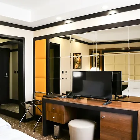 Cartoon Hotel Razgrad