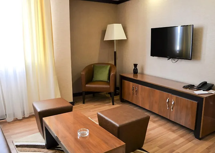 Cartoon Otel Razgrad